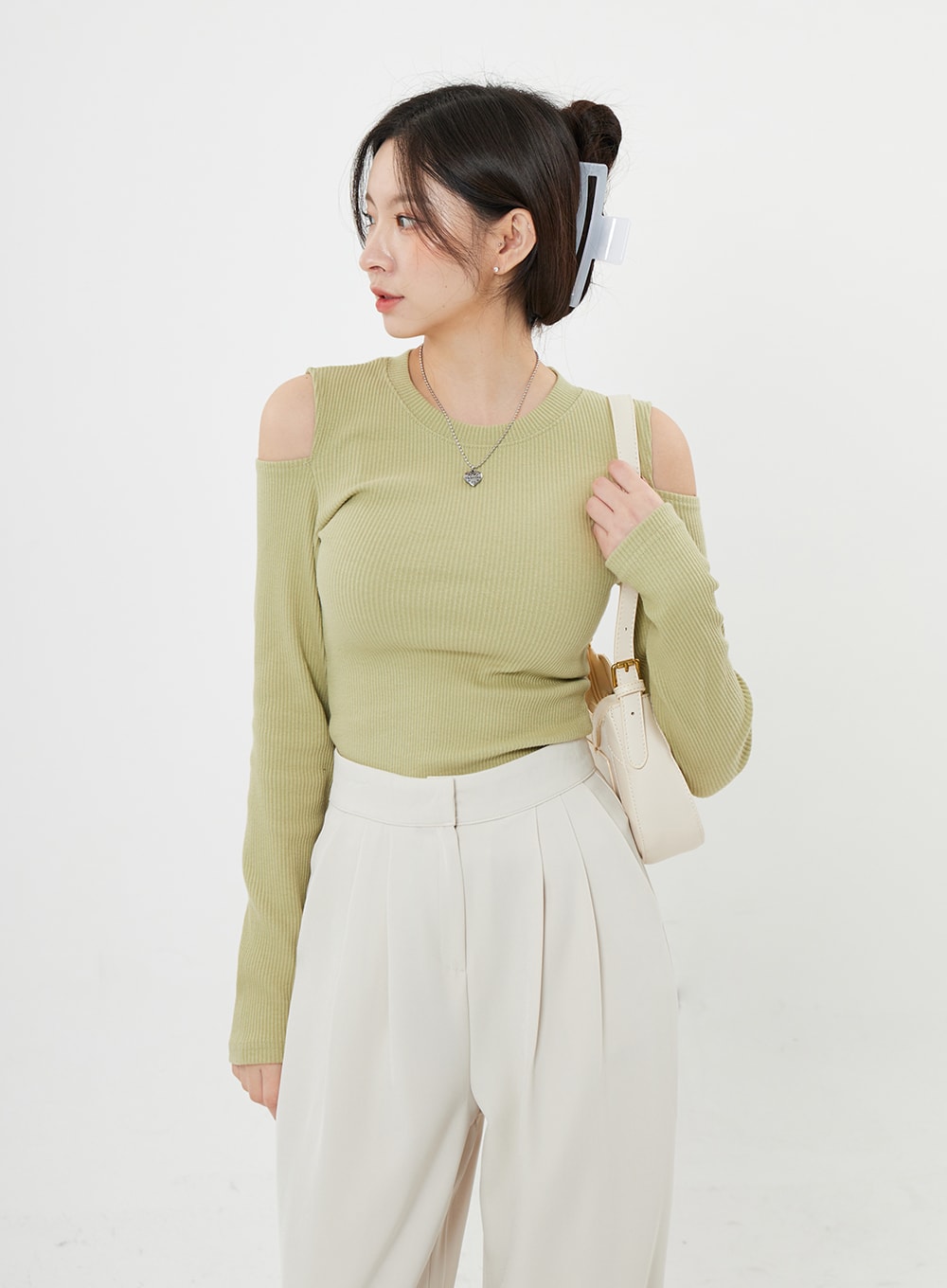 Off-Shoulder T-Shirt BO18 - Korean Women's Fashion | LEWKIN