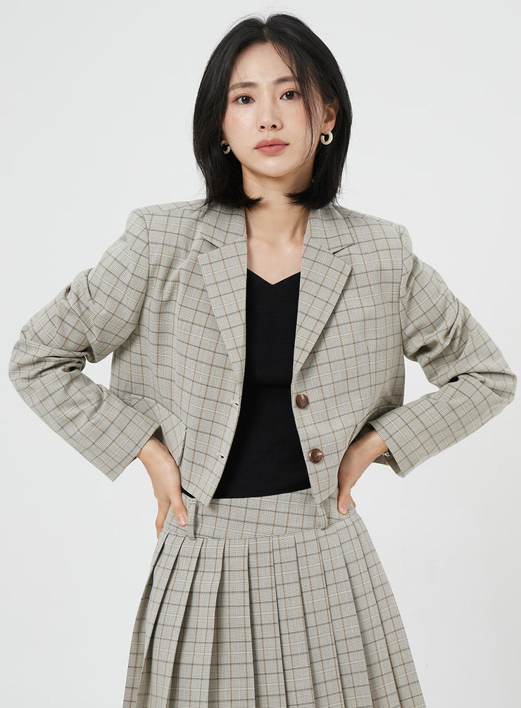 Cropped Plaid Jacket OM327