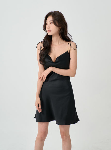緞面內衣風格迷你連衣裙 IN08
