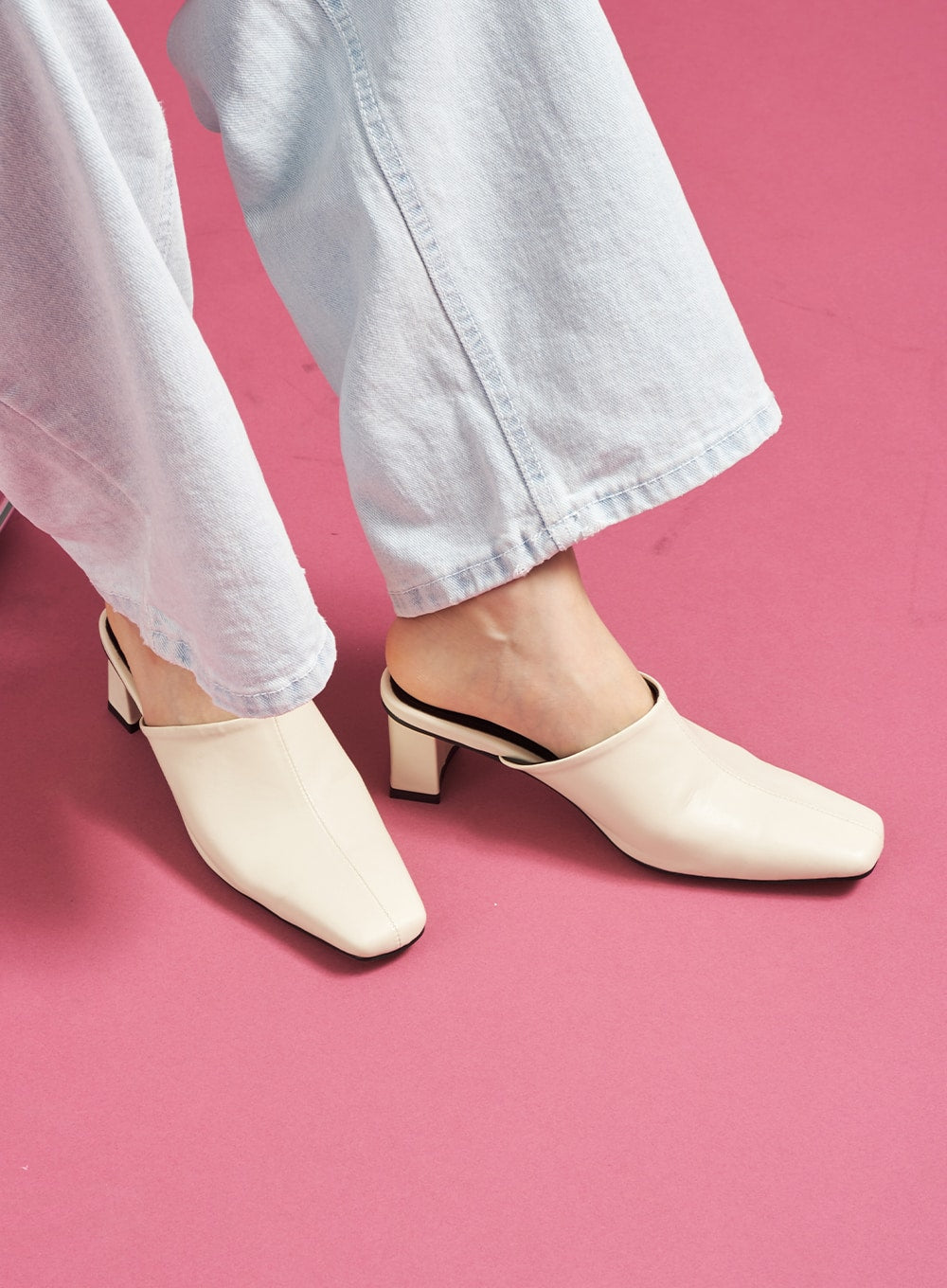 Square Toe Heeled Mules CJ27