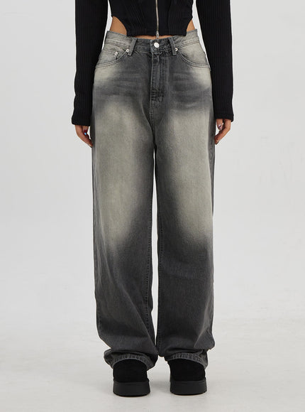 Light Wash Baggy Jeans CJ330