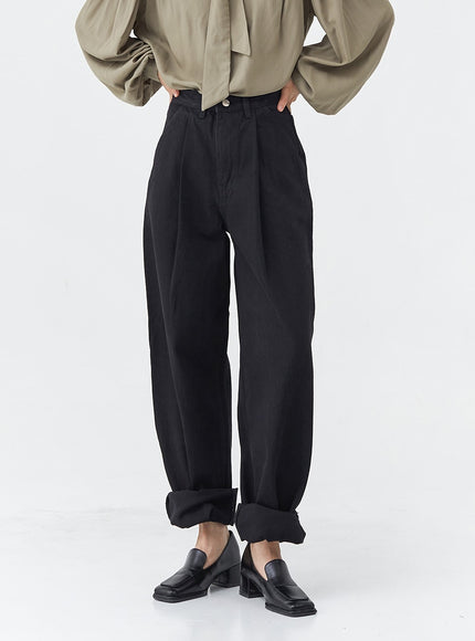 Pintuck Black Jeans OG18