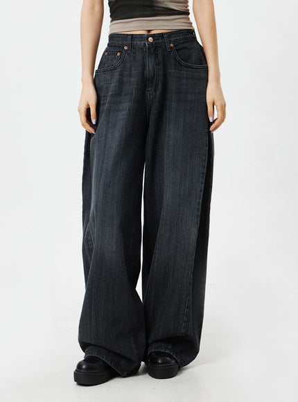 Mid-Rise Baggy Jeans CM324