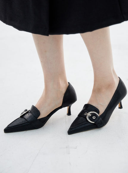 金屬扣人造皮革低跟鞋 OO05