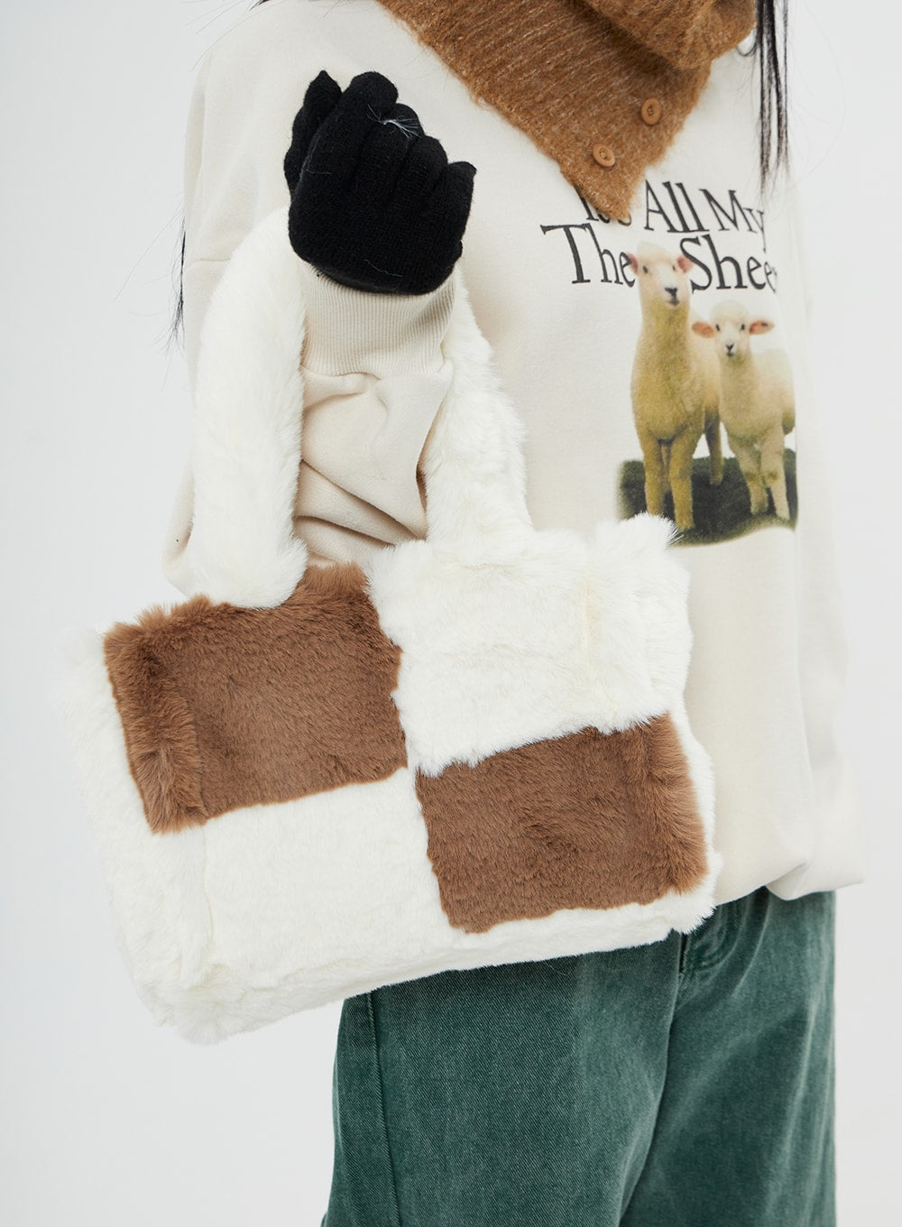 Soft Fur Square Shoulder Bag BN03