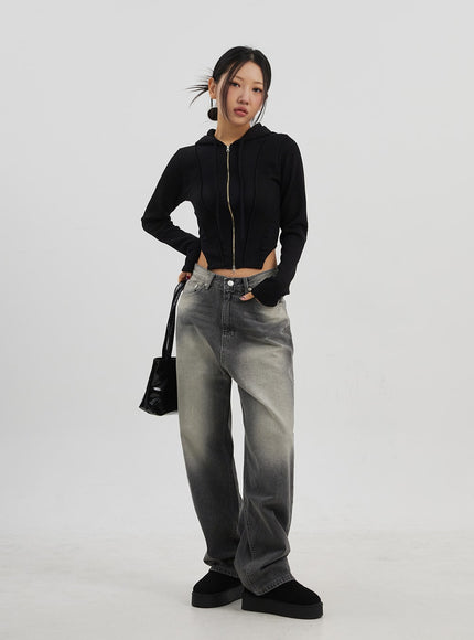 Light Wash Baggy Jeans CJ330