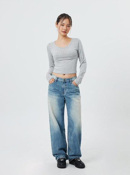 基本款 U 領 T CF317