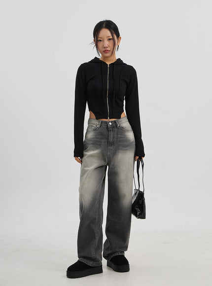 Light Wash Baggy Jeans CJ330