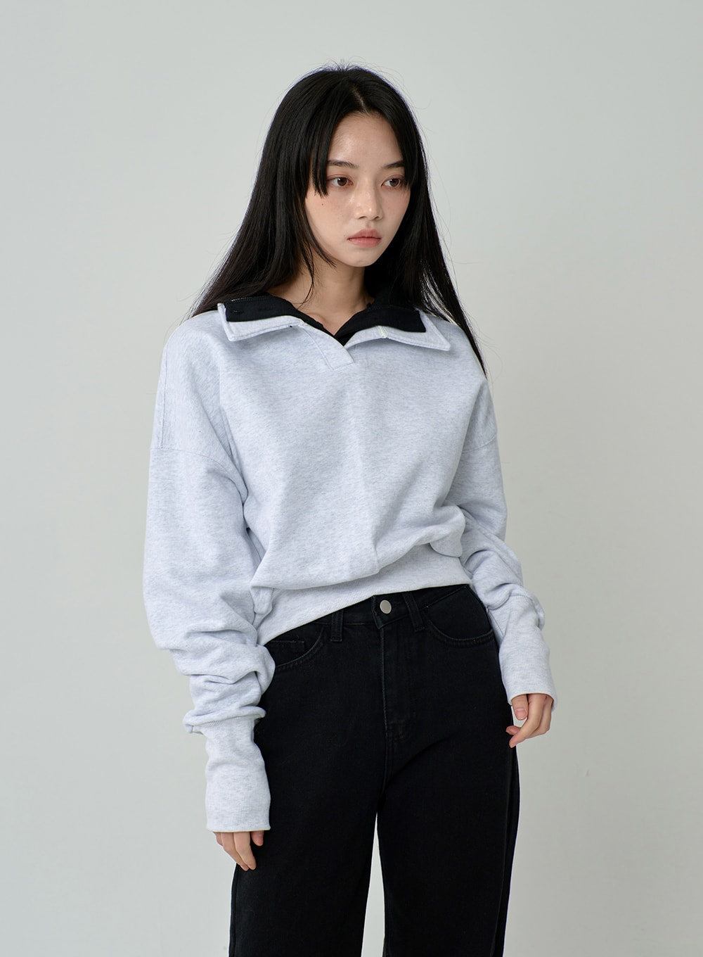 V-Neck Crop Sweatshirt ON16