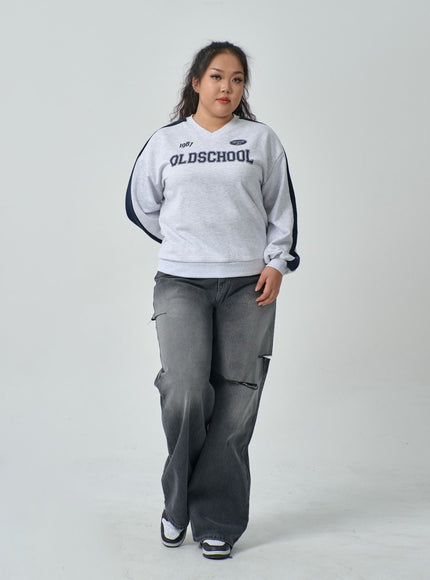 加兩色V領衛衣IF317