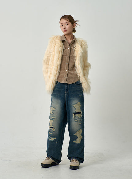 男女通用破洞寬牛仔褲 CD14