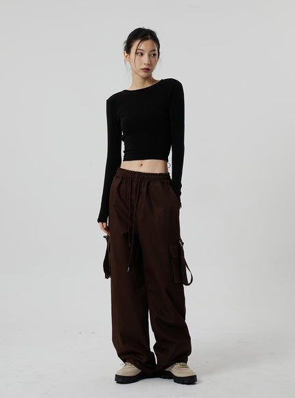 背部交叉繫帶上衣 CF308