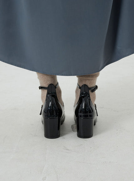 兩帶人造皮跟鞋 OD09