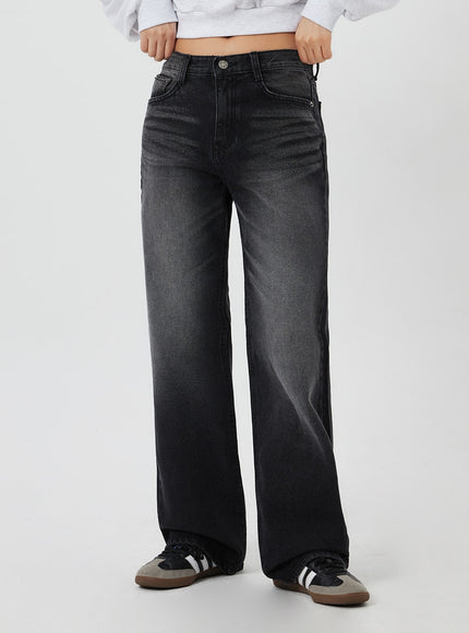 Mid-Rise Bootcut Jeans CF327