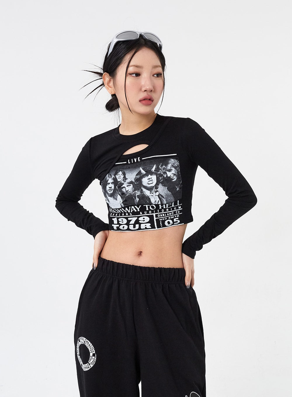 Graphic Cut Out Crop Tee CM317