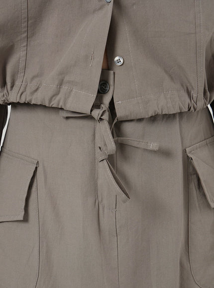 繫帶細節短款襯衫 OF310