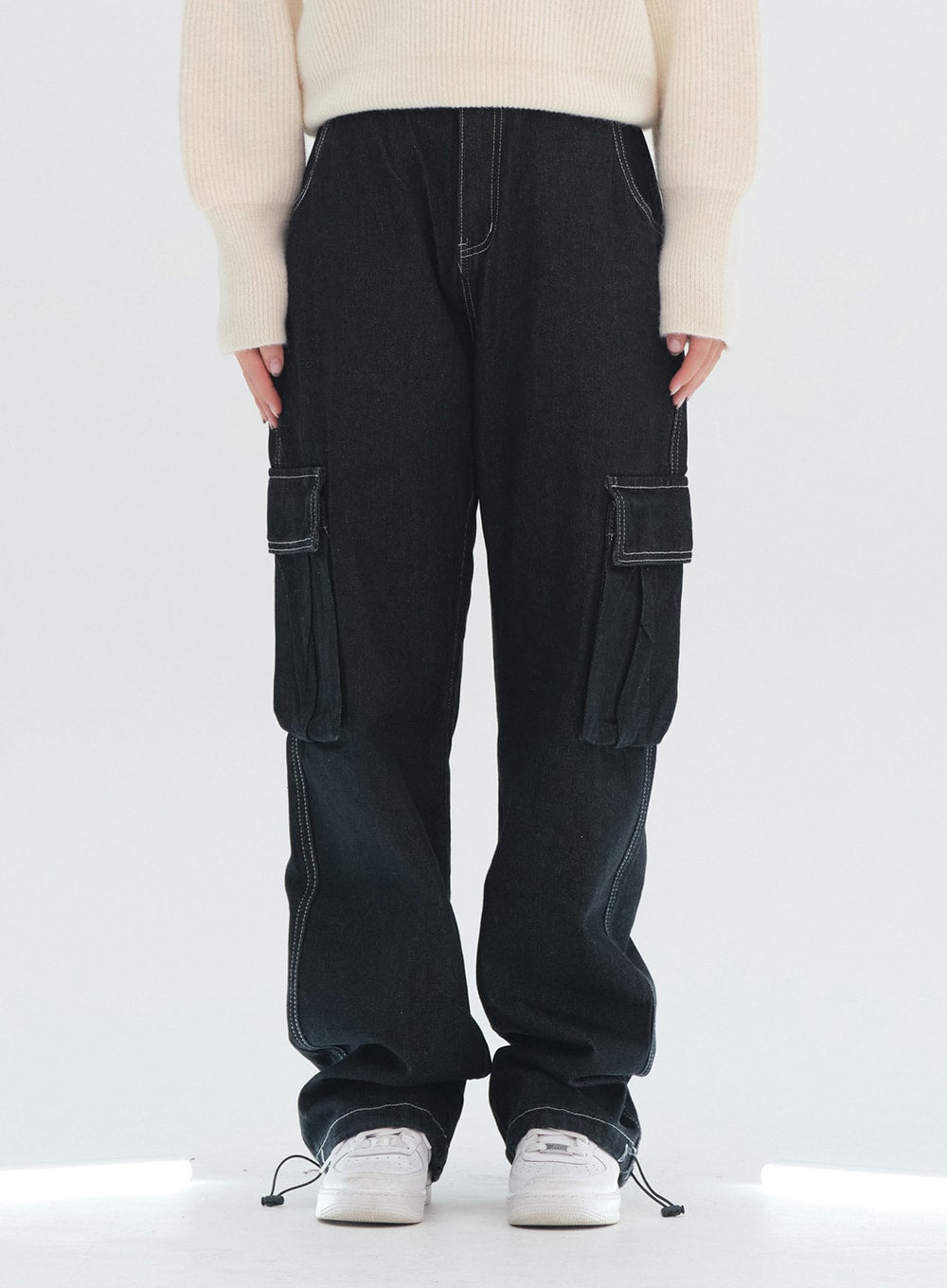 black cargo pants png  Pants png, Black cargo pants, Dark academia fashion  pants