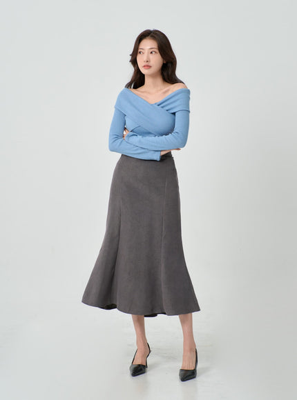 Off-Shoulder Cross Knit Long Sleeve T-Shirt IN07