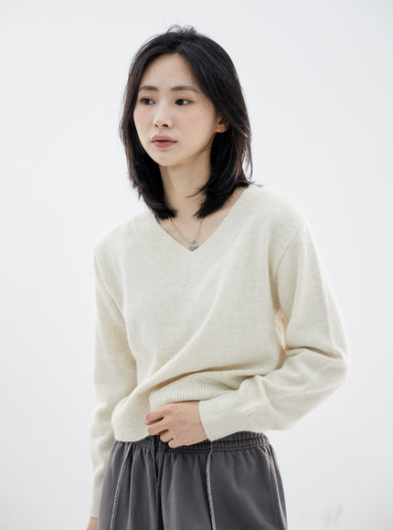 Basic V-Neck Midi Knit OO04