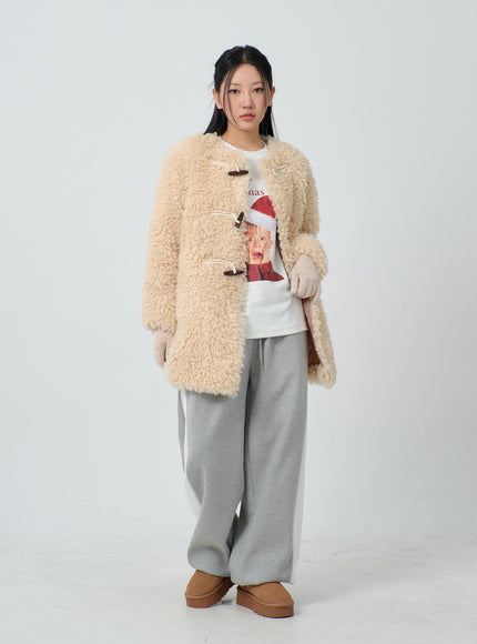 人造毛皮鈕扣中長外套 CJ302