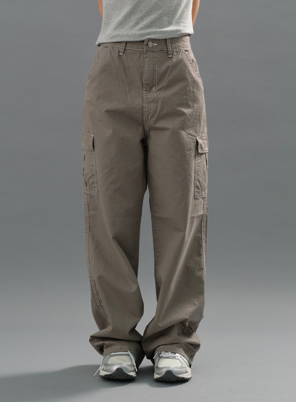 Stitch Detail Low-Rise Cargo Pants CJ22