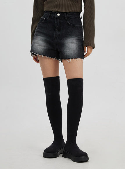 側邊鈕扣細節針織連帽衫 CJ318