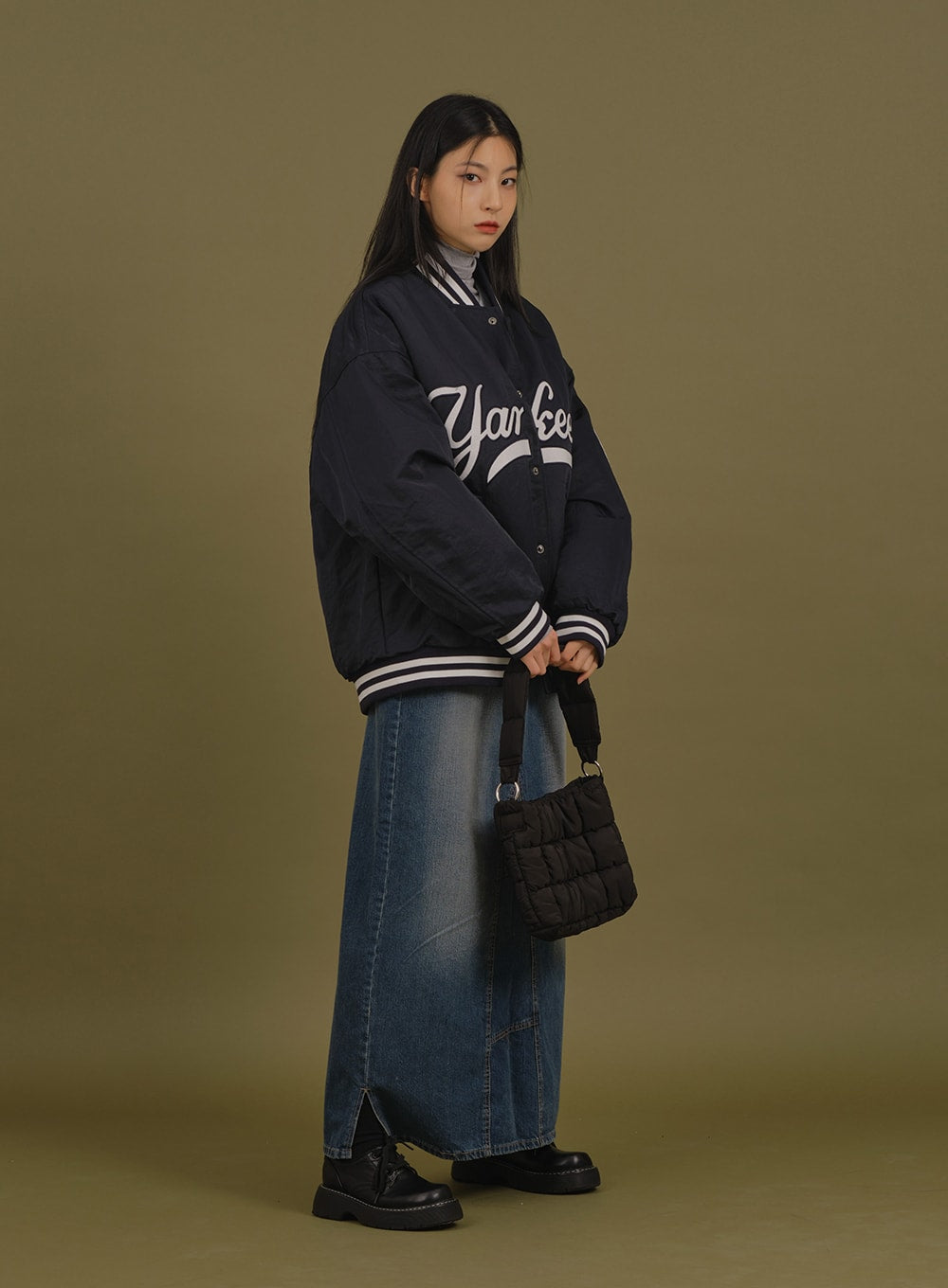 How to wear the varsity style according to Korean fashion?