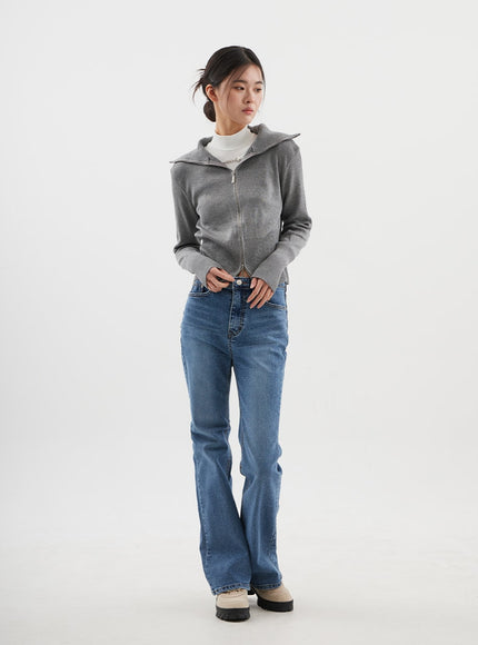 Slim Fit Bootcut Jeans CJ311