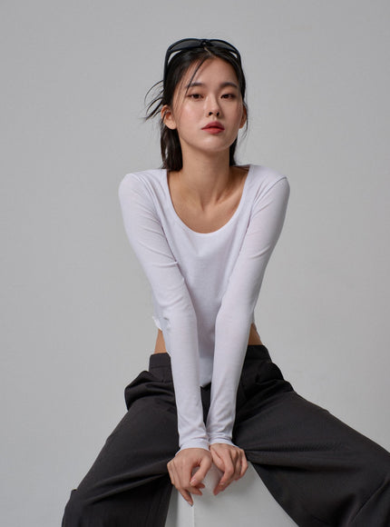 Scoop Neck Unbalanced Cropped Top IJ313