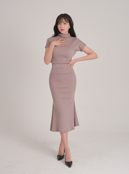 Fleece Lined Half Turtleneck Top and Mermaid Skirt Set L2401
