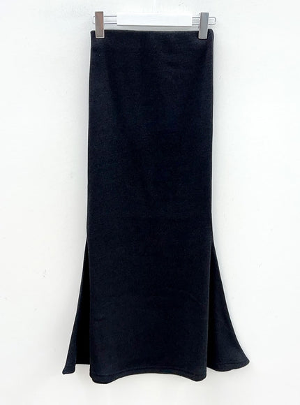 Fleece Lined Half Turtleneck Top and Mermaid Skirt Set L2401