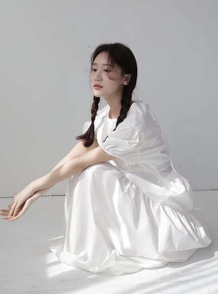 Puff Sleeve Dress with Ribbon Back