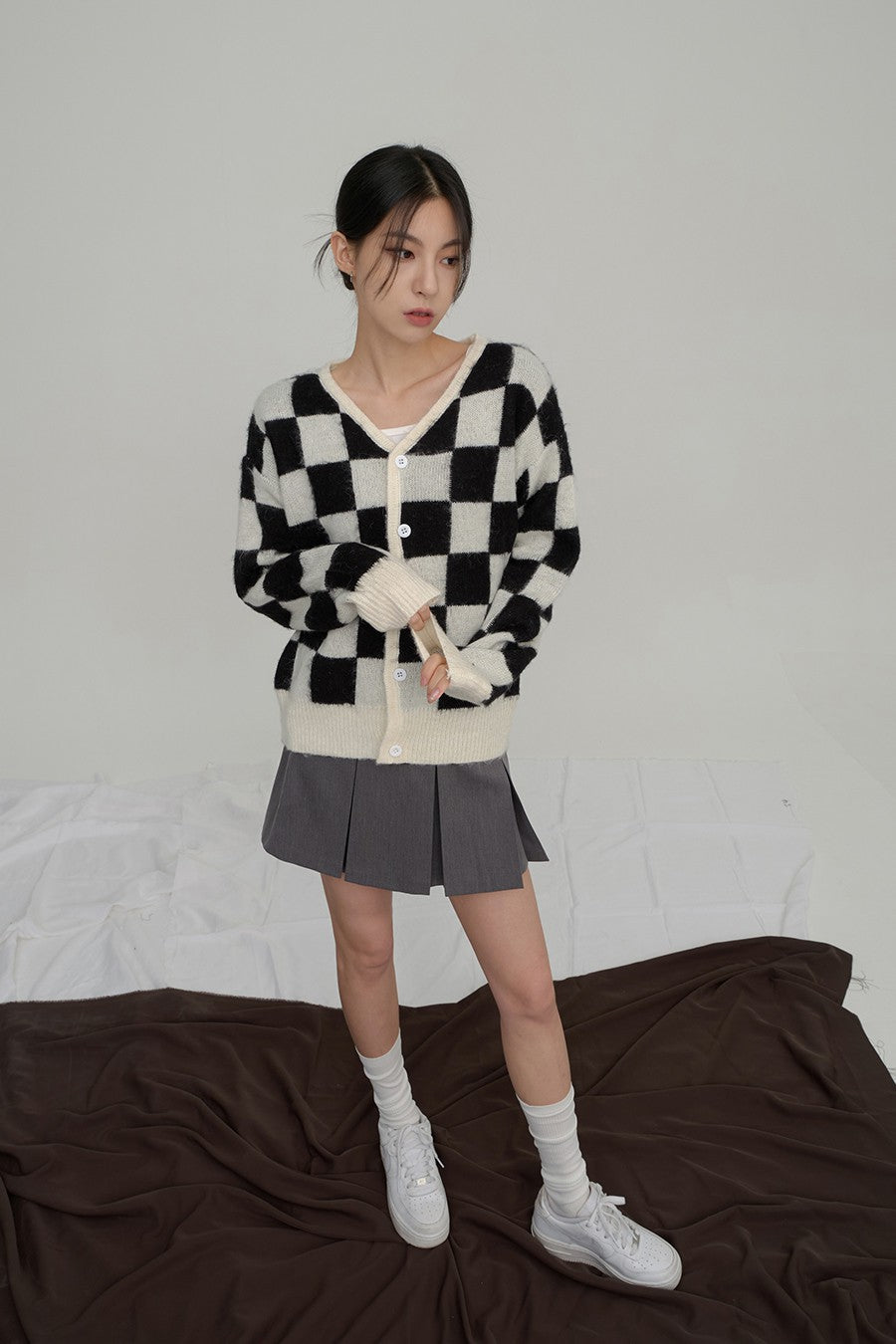 Loose Fit Checkerboard Cardigan - Lewkin