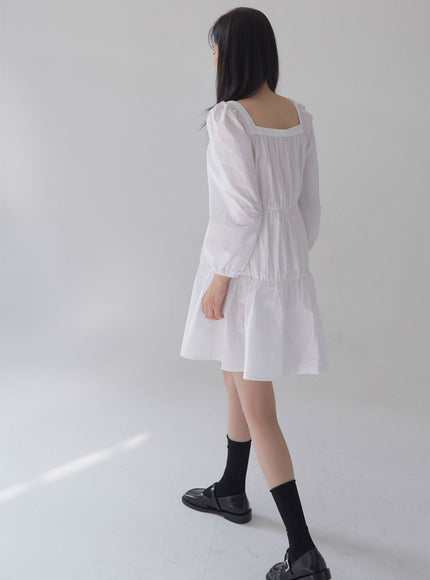 方領分層迷你連衣裙