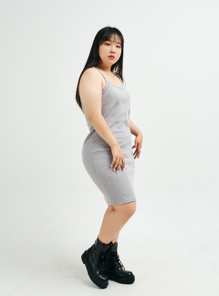 Plus 無袖羅紋中長連衣裙 IY24