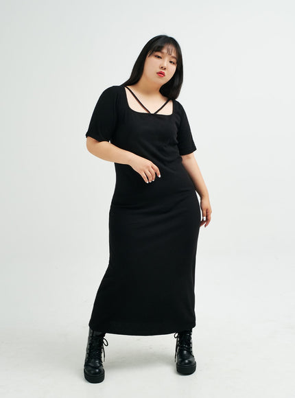 Plus 方領 V 肩帶超長連衣裙 IY24