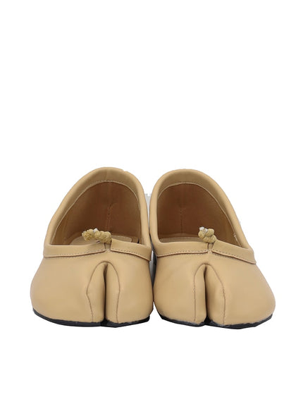 Flat Shoes with Toe Split OA22