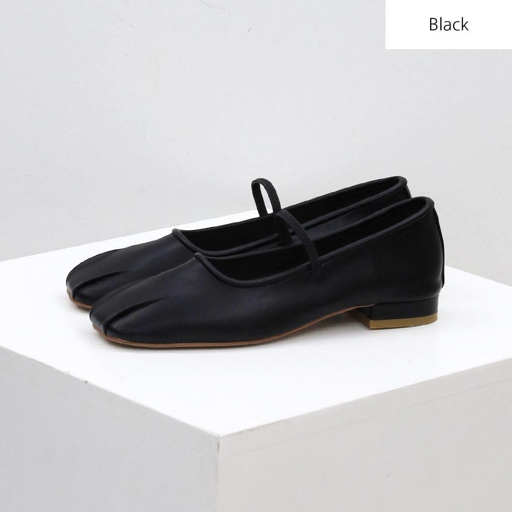 Pintuck leather flat on sale shoes