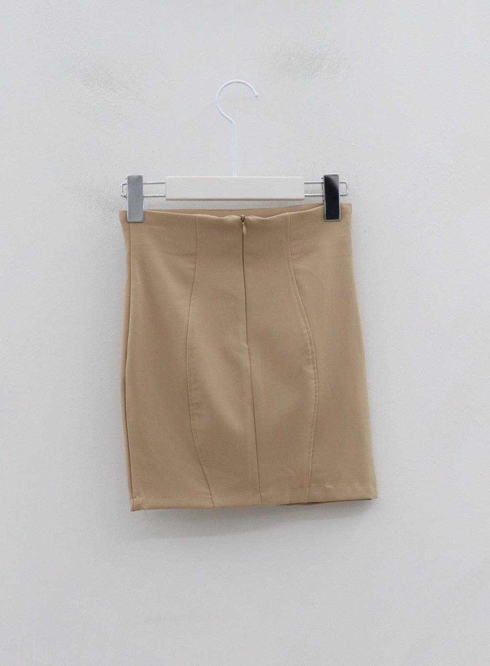 H-Line Miniskirt IS05