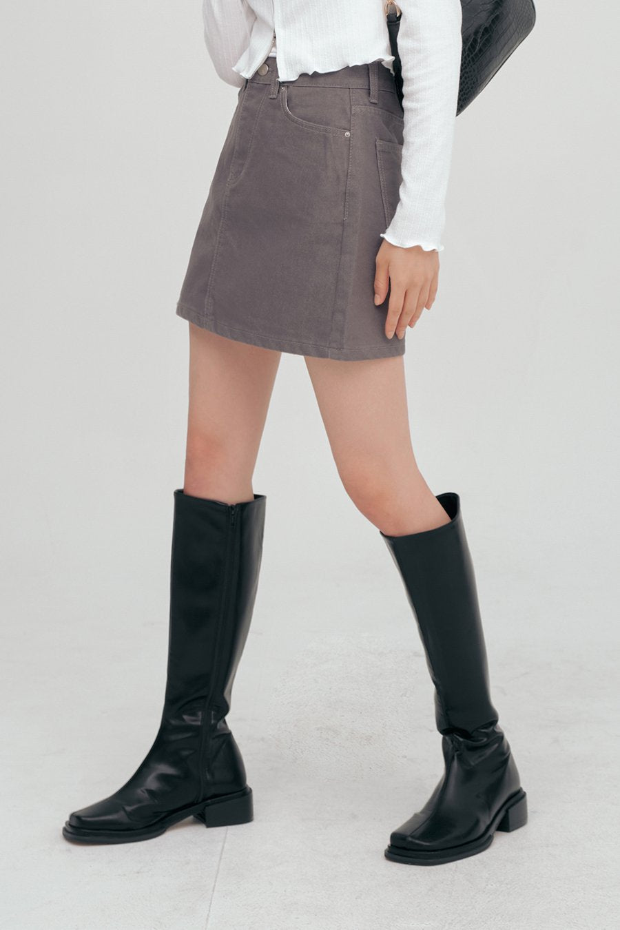 基本款迷你裙 Ff13