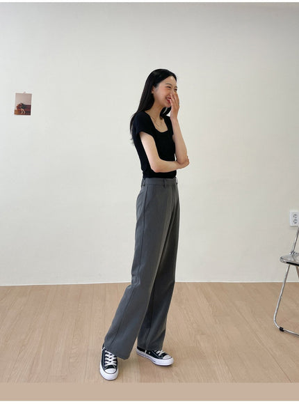 Semi Wide Pants F26