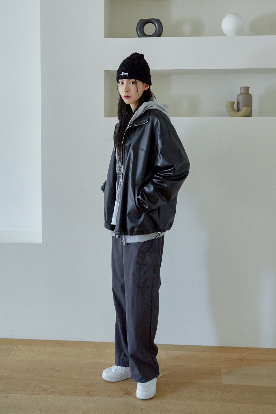 寬鬆版型人造皮夾克 J24 