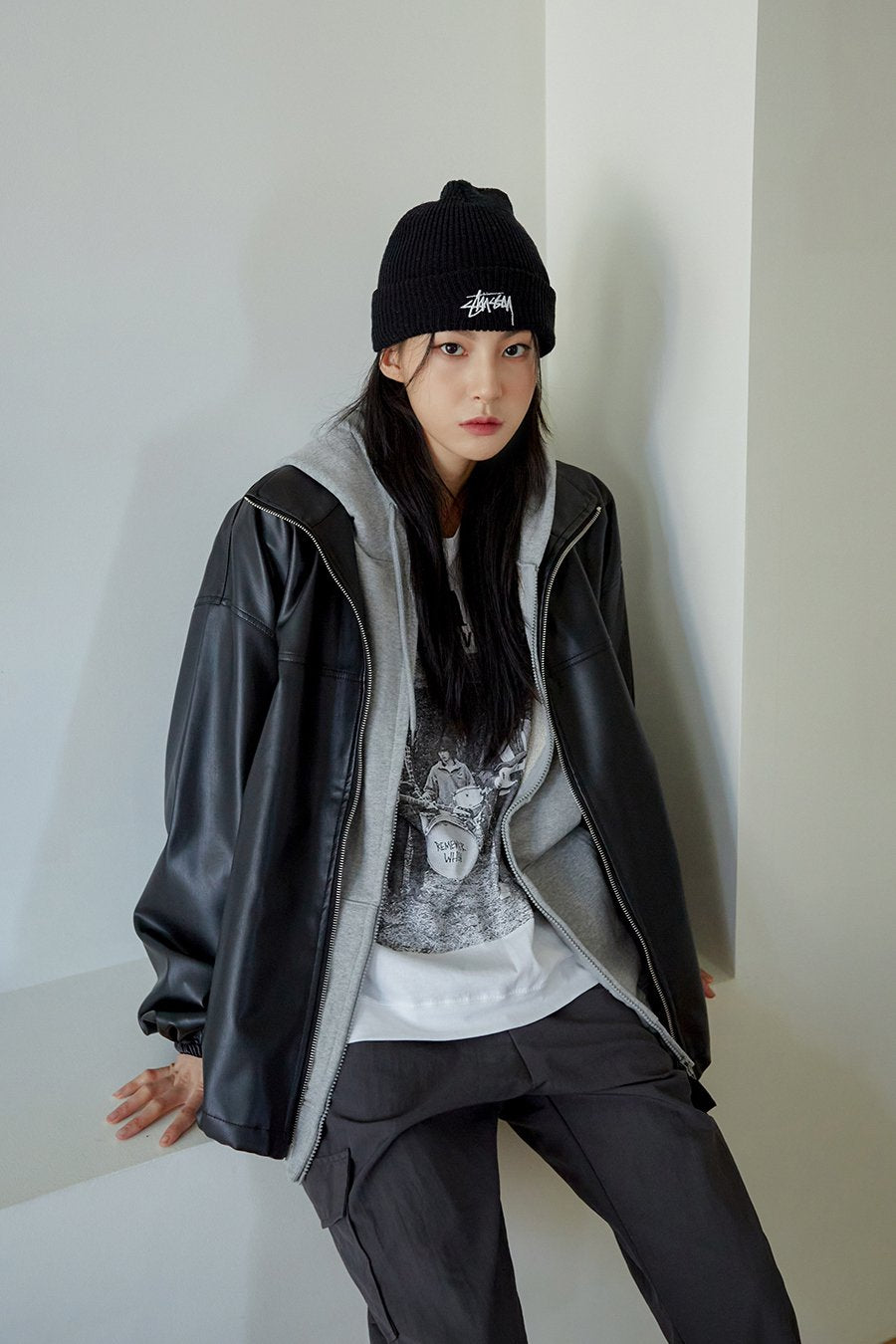 寬鬆版型人造皮夾克 J24 