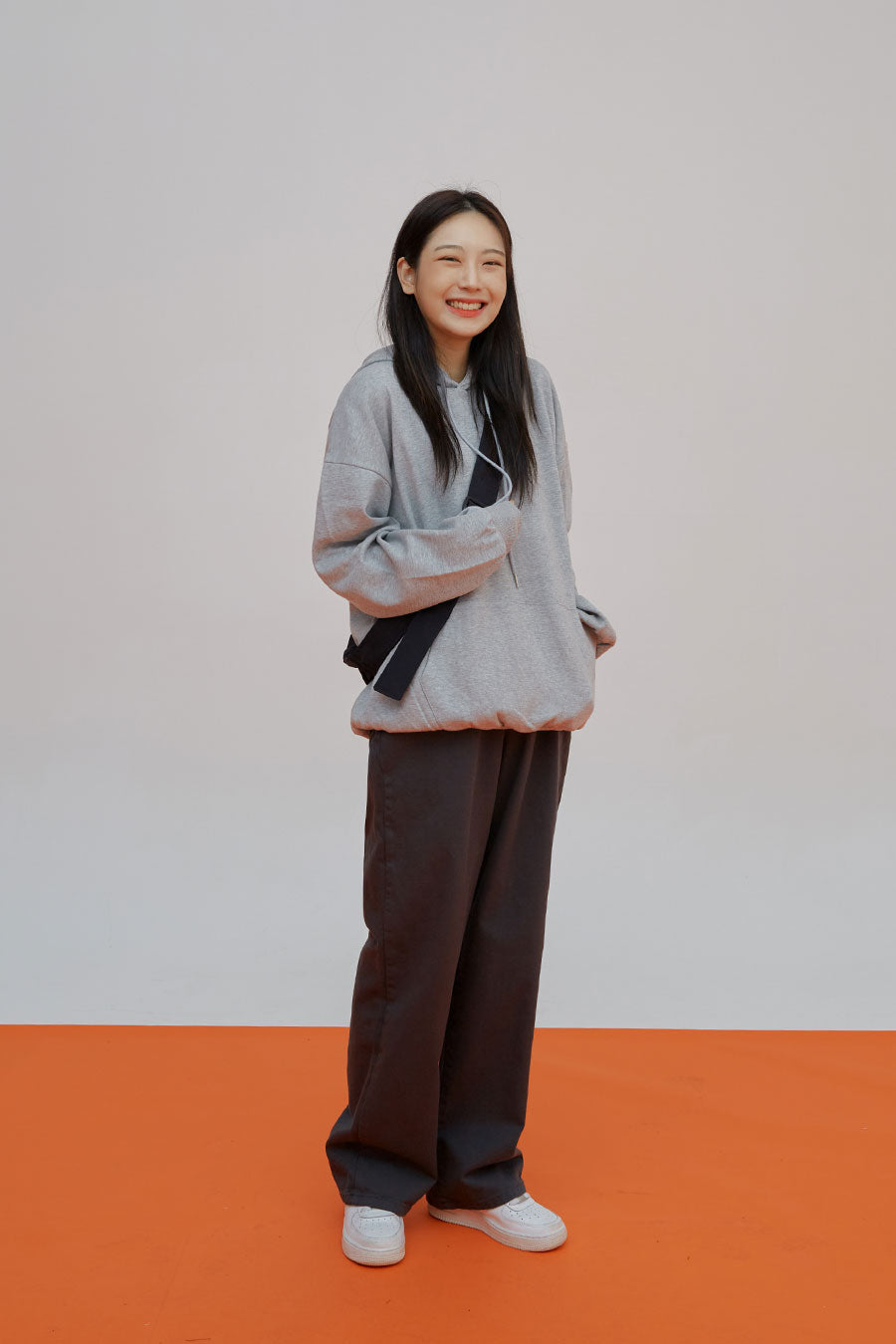 Essential Hoodie J23