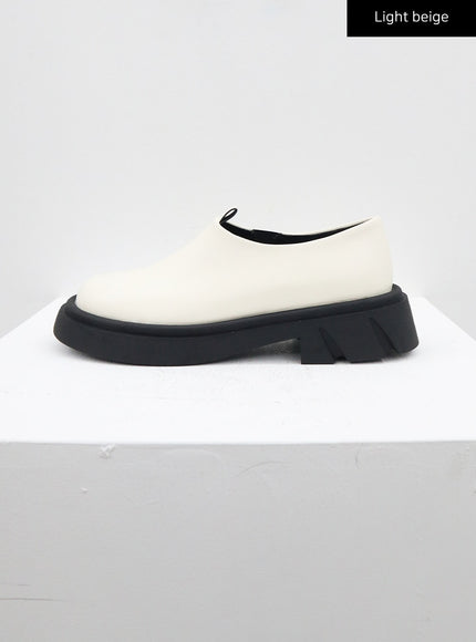 Round Toe Platform Loafer CM317