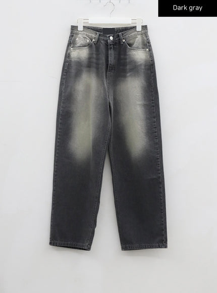 Light Wash Baggy Jeans CJ330