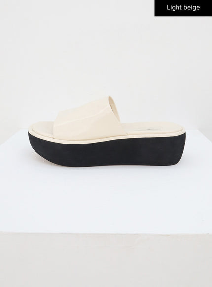 人造皮涼鞋 CA311