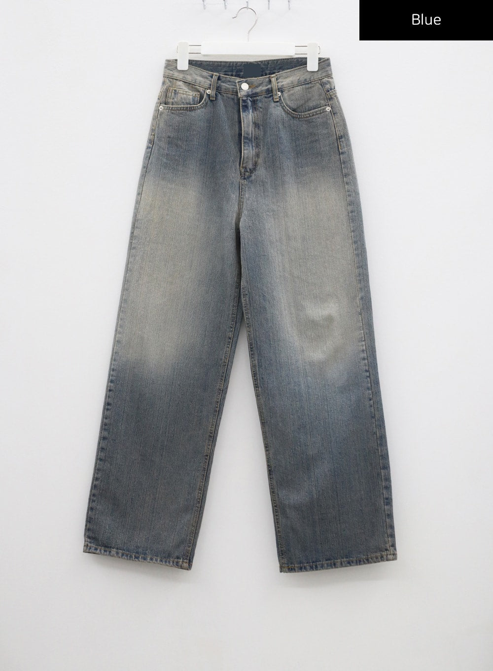淺色水洗寬鬆牛仔褲 CF315