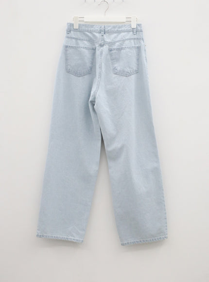 淺色破洞水洗牛仔褲 CF316