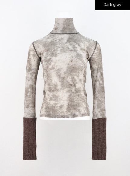 knit-sleeve-printed-turtleneck-top-cn306